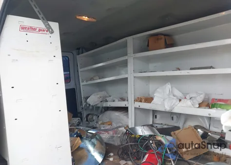 2009 Ford E-250 Commercial/Recreational z USA, uszkodzony, nr VIN 1FTNE24LX9DA67654